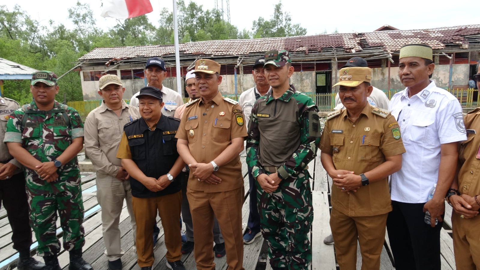 Bupati Tinjau SDN 004 Sungai Laut, Saya Harap Perbaikan Awal Tahun