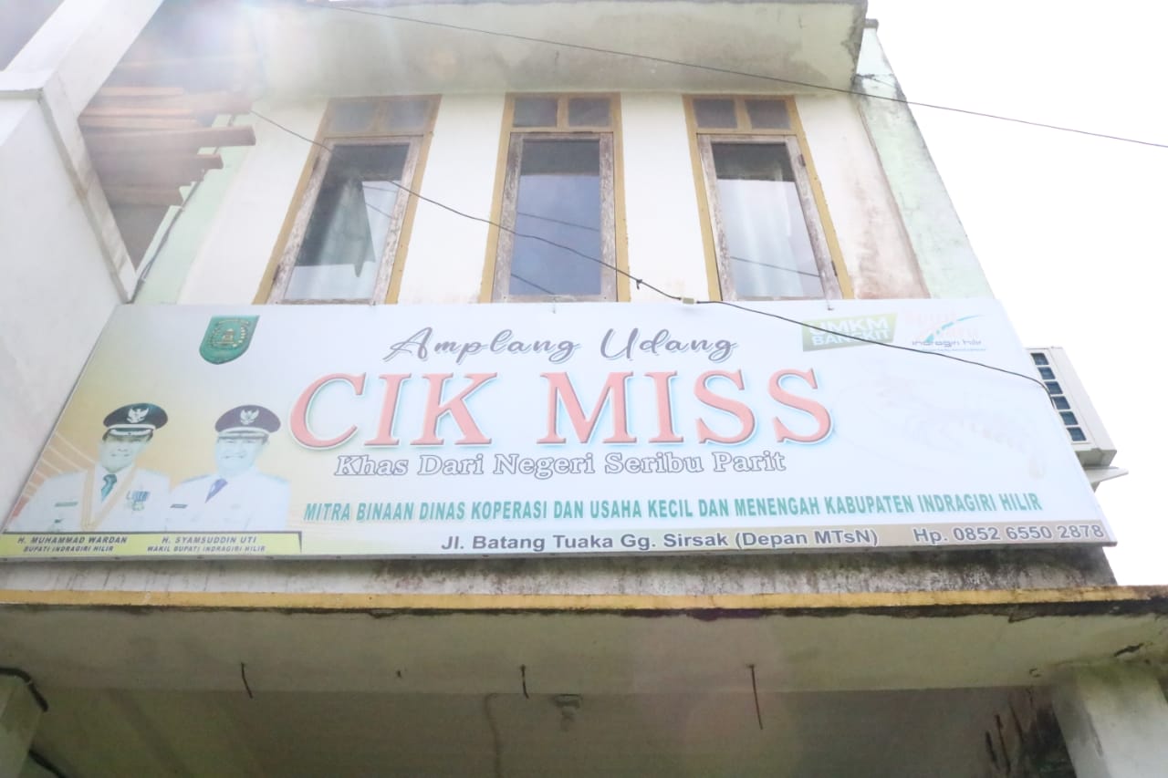 Legenda, Diskopukm Inhil Monitoring Amplang Udang Cik Miss dari Tembilahan